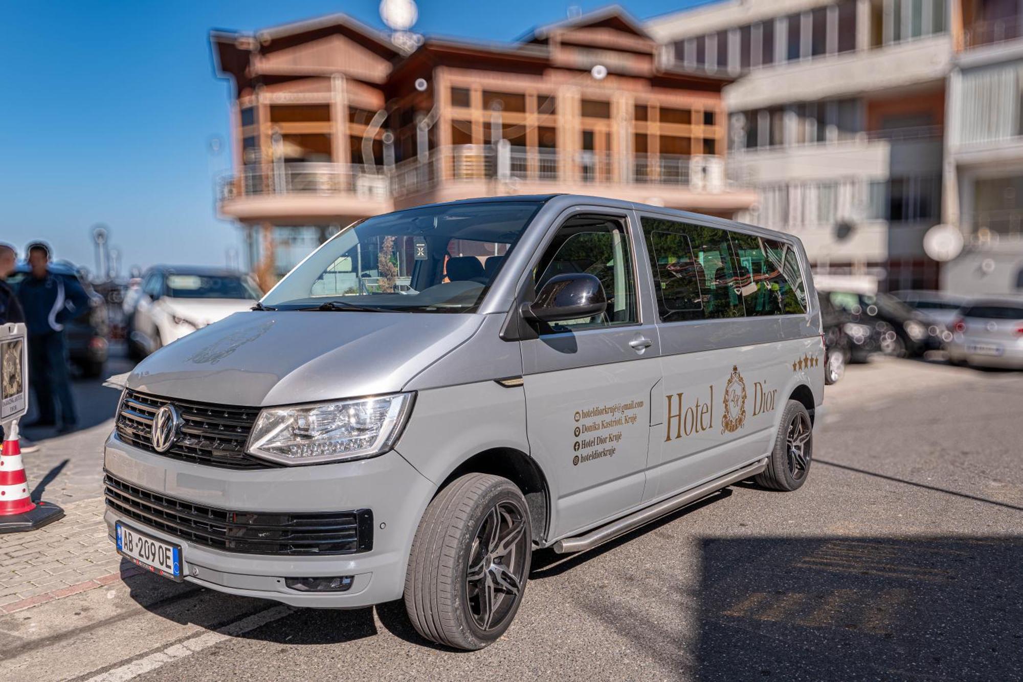 Hotel Dior Krujë Dış mekan fotoğraf