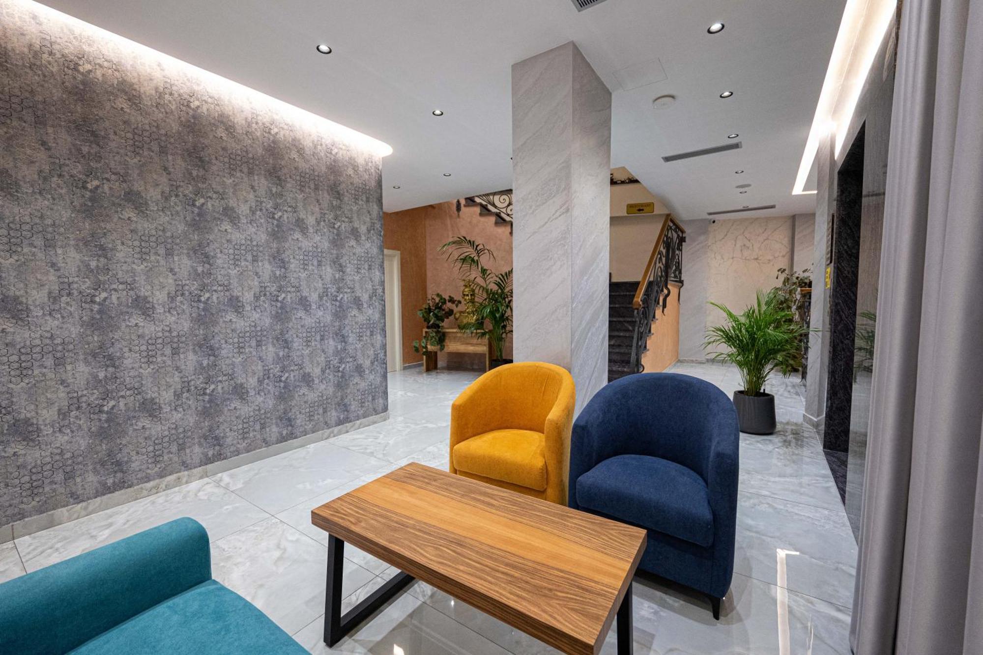 Hotel Dior Krujë Dış mekan fotoğraf